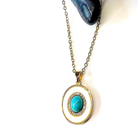 Urban Outfitters Jewelry - NEW Mother Of Pearl Pendant Necklace With Turquoise Stone